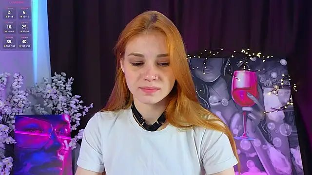 AmyLindsey online show from 05-12-26, 06:43