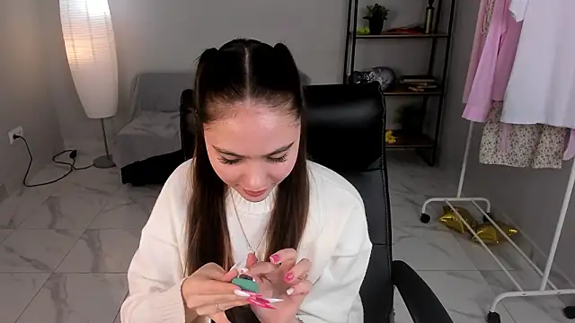 Snapshot of Irine_Forward chatting on 03-19-26, 01:55 Irine Forward online show from 03-19-26, 01:55