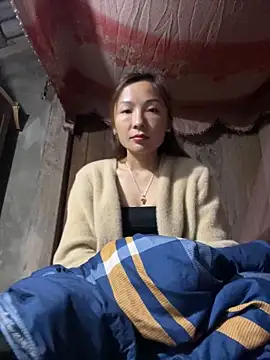 Mimi pussy online show from 03-04-26, 11:45