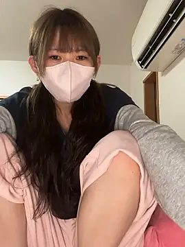 EMIRI 0426 online show from 03-25-26, 03:22