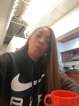 LiaTrainor online show from 03-16-26, 12:31