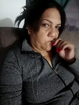 saraladys online show from 04-05-26, 01:34