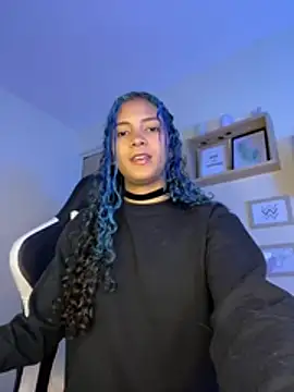 Snapshot of Franchezcaa_ chatting on 07-18-26, 05:43 Franchezcaa online show from 07-18-26, 05:43