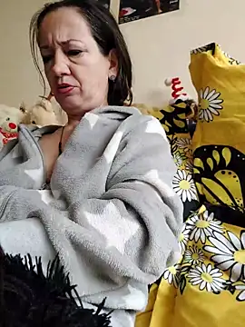 anayss17 online show from 03-19-26, 05:51