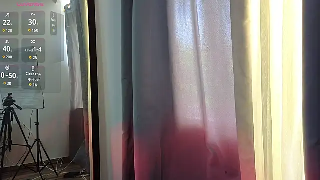 Emma Revees online show from 03-29-26, 03:02