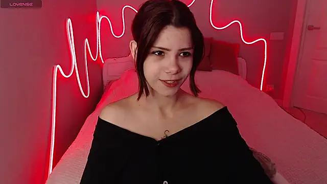 llittle-peachh online show from 06-02-26, 07:08