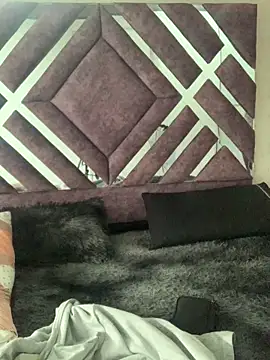 Im Luuu online show from 03-18-26, 01:46