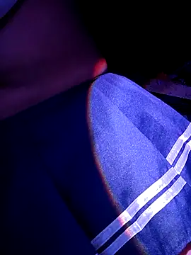 Snapshot of Roxanne_Smith23 chatting on 04-14-26, 05:18 Roxanne Smith23 online show from 04-14-26, 05:18