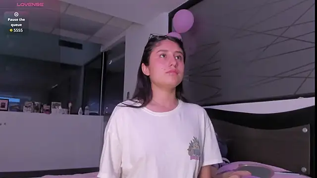 Princess tina online show from 04-17-26, 10:01