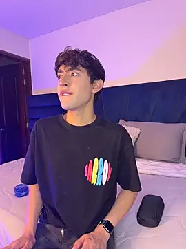 MatthewMoore  online show from 04-04-26, 03:46