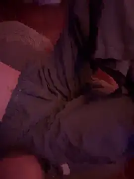 Snapshot of Alis_Logan chatting on 03-02-26, 06:37 Alis Logan online show from 03-02-26, 06:37