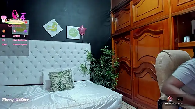 ebony katterin online show from 04-04-26, 11:17