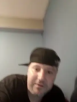 Snapshot of yoursextoy83 chatting on 03-09-26, 01:09 yoursextoy83 online show from 03-09-26, 01:09