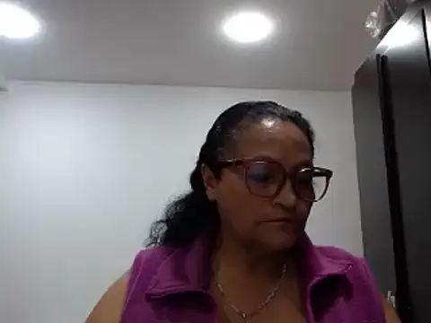  BellaNocturna online show from 06-15-26, 03:07