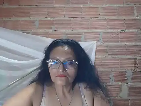 Snapshot of _BellaNocturna chatting on 07-23-26, 03:04 BellaNocturna online show from 07-23-26, 03:04