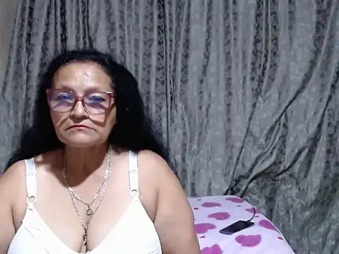  BellaNocturna online show from 05-06-26, 03:32
