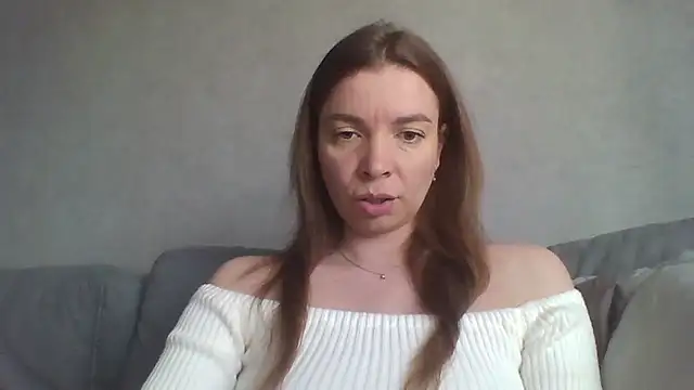 Snapshot of Luna2547 chatting on 04-26-26, 11:29 Luna2547 online show from 04-26-26, 11:29