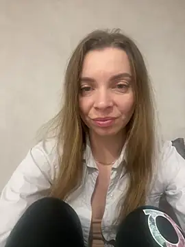 Luna2547 online show from 03-03-26, 08:49