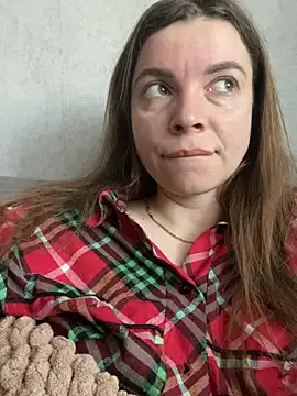 Luna2547 online show from 04-07-26, 04:14