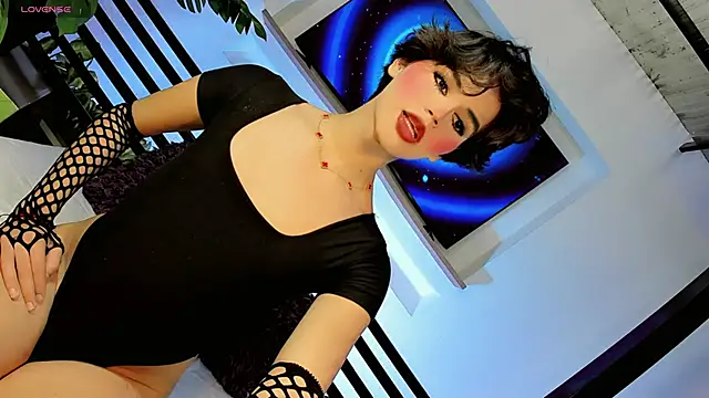 Snapshot of Valentiina_Foxx chatting on 06-05-26, 02:01 Valentiina Foxx online show from 06-05-26, 02:01