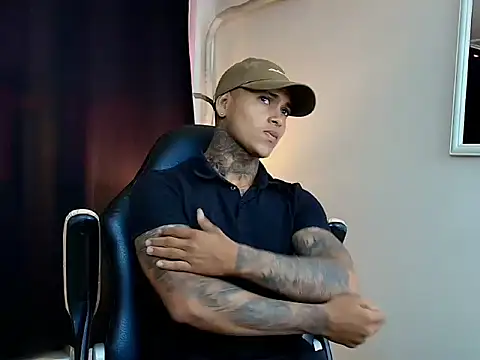 tyler bell  online show from 03-11-26, 02:11