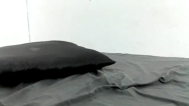 pinkycat online show from 03-27-26, 01:47