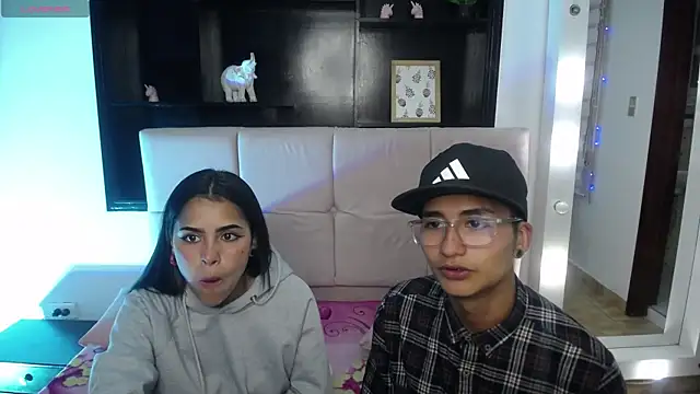  chloe 1 online show from 04-17-26, 02:14