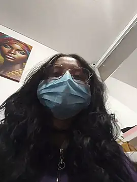 Naomimolie online show from 03-24-26, 11:10