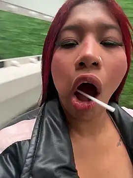 Cherry Charlottee online show from 03-31-26, 07:27