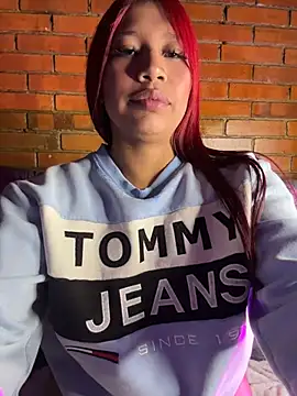 Cherry Charlottee online show from 06-11-26, 12:32