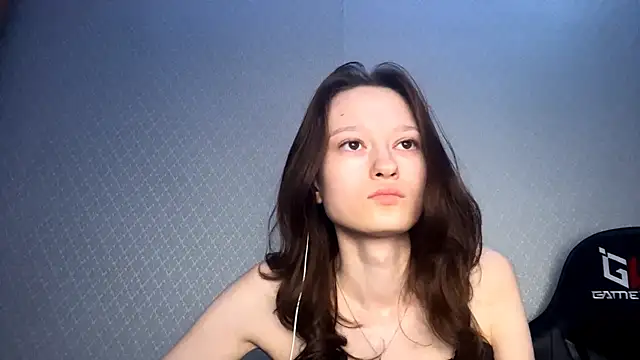 HousedMud online show from 03-08-26, 02:04