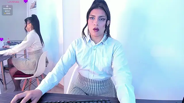 jaade doll online show from 04-14-26, 05:29