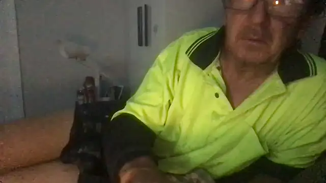 MrBombasticxxx online show from 07-10-26, 05:46
