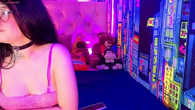 Yorumakie 777 online show from 04-17-26, 12:02