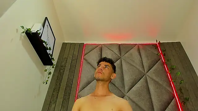 Snapshot of DamianStonee chatting on 03-04-26, 01:19 DamianStonee online show from 03-04-26, 01:19