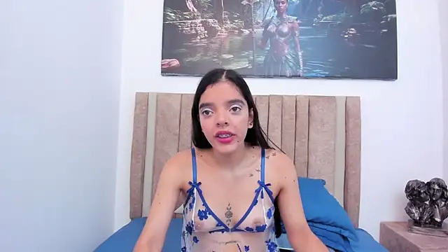Thalia parkerr  online show from 05-19-26, 12:12