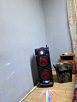 Minike75 online show from 04-19-26, 06:10