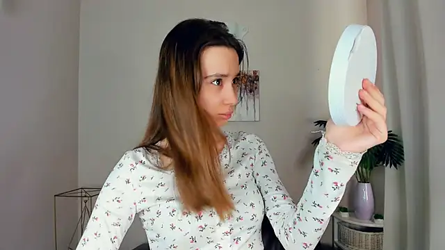 LaceyLettman online show from 03-22-26, 07:54