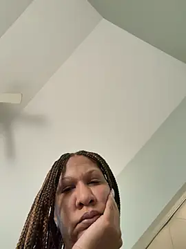 TrustMySoles online show from 04-22-26, 02:24