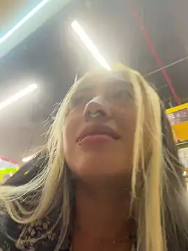 ManuelaVeeleez online show from 06-20-26, 02:27