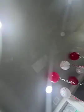 ManuelaVeeleez online show from 03-04-26, 04:31