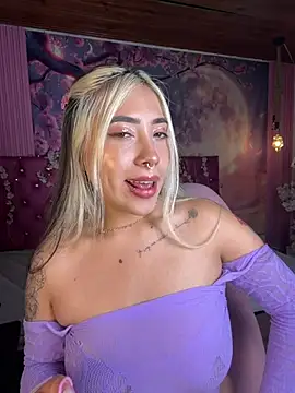 ManuelaVeeleez online show from 07-05-26, 03:22