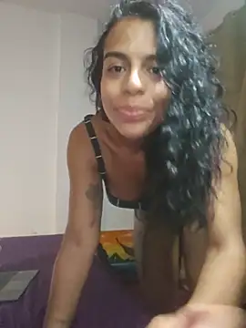 Snapshot of daniellels91 chatting on 06-10-26, 01:18 daniellels91 online show from 06-10-26, 01:18