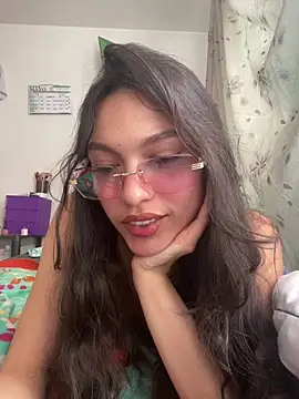 SweetCherry   online show from 05-19-26, 07:54