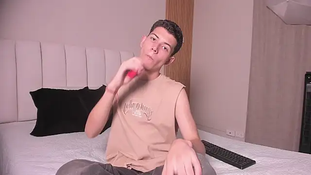 nicocrown online show from 03-12-26, 08:35