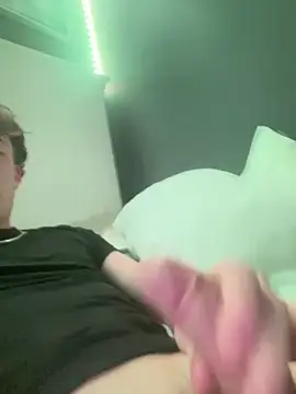 Snapshot of Hornyboy4359 chatting on 03-03-26, 03:02 Hornyboy4359 online show from 03-03-26, 03:02