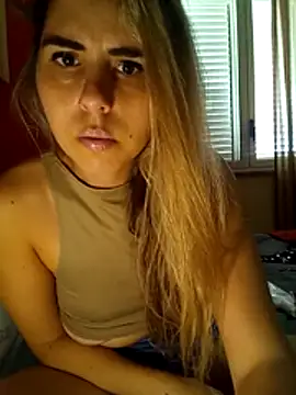 Emilyvuxa online show from 03-12-26, 07:34