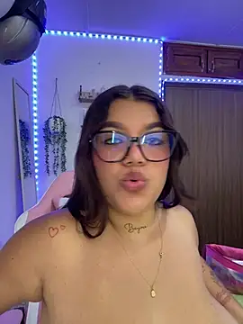 michellesexxxy3 online show from 07-07-26, 06:47