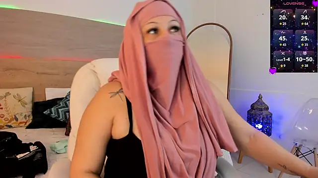  Azahaaraa  online show from 03-17-26, 03:09