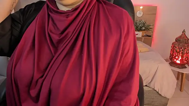  Azahaaraa  online show from 05-12-26, 03:36